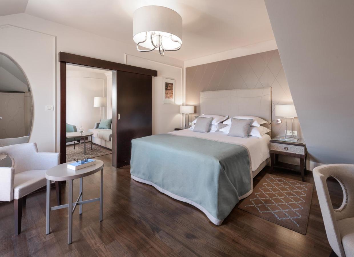 Hotel Bastion Heritage 4*