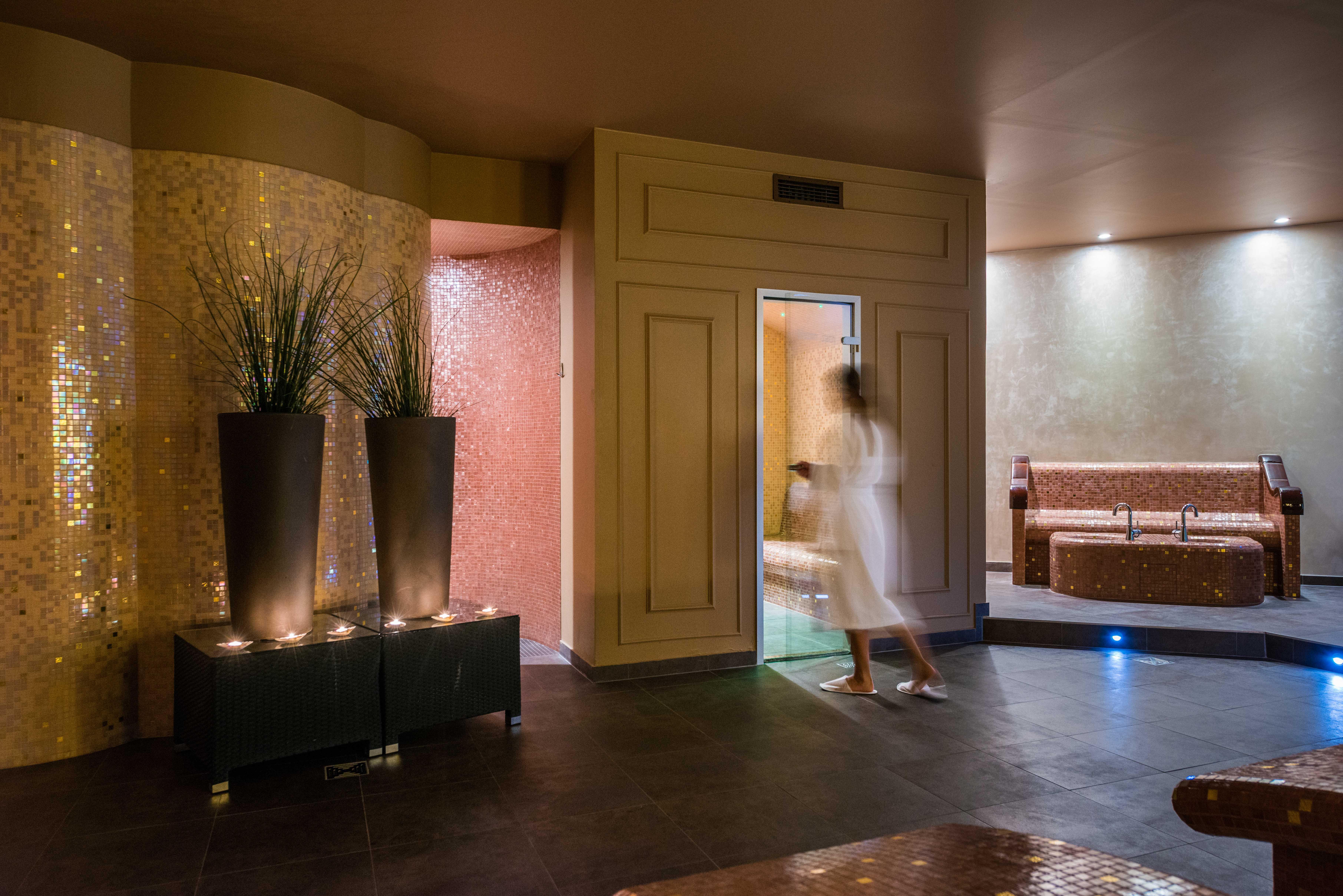 Hotel Bastion Heritage 4*